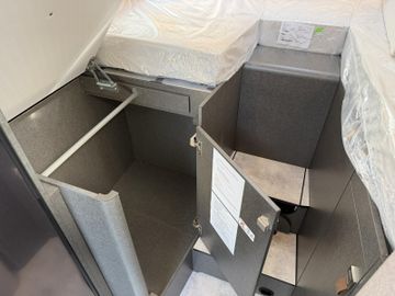 HYMER ERIBA HYMERCAR ML-T CrossOver 570 Winterpaket TV Leder