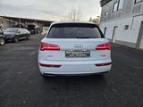 Audi Q5 40 TDI quattro sport AHK Automatik Scheckeft - gebrauchte Audi Q5 aus dem Jahr 2020
