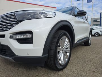 Bild 7 Ford Explorer Platinum PHEV 4x4 3.0 El. Panodach Navi