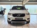 Volvo XC 40 XC40 Momentum 2WD +AUTOM+ +360+ +AHK+ - gebrauchte Volvo XC40 aus dem Jahr 2018