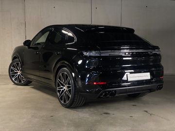 Porsche Cayenne - 4