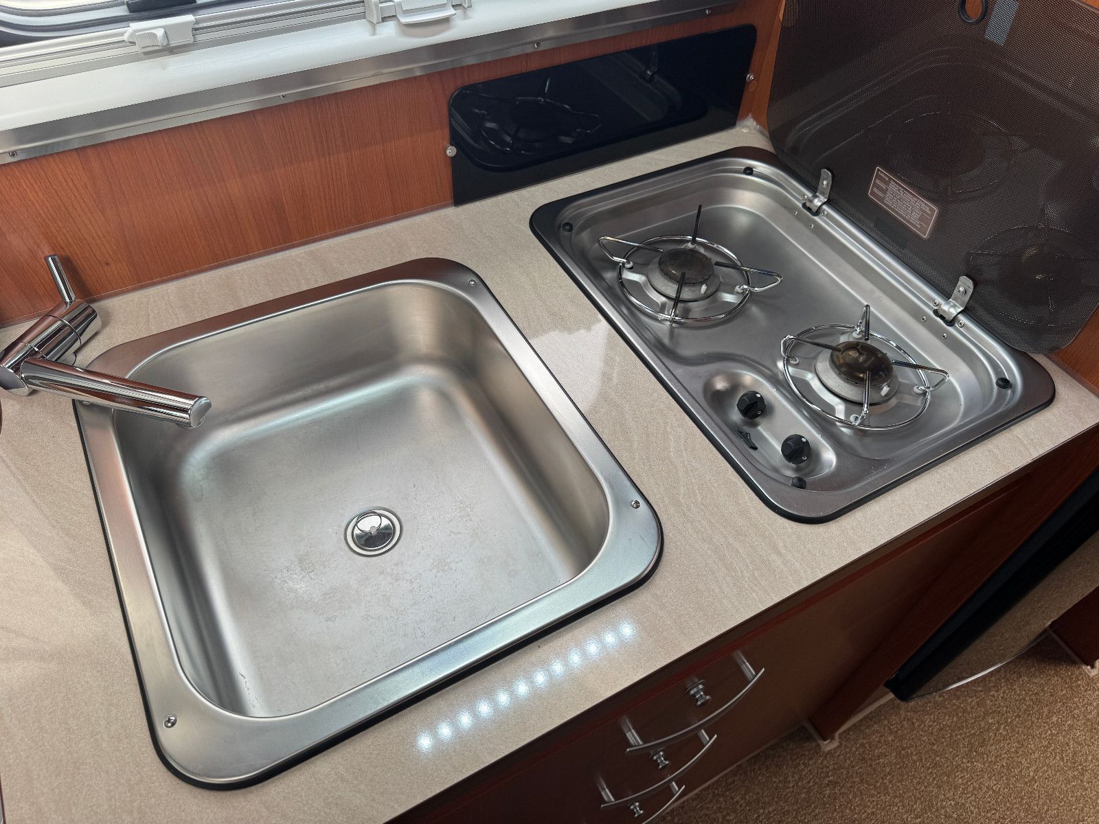 Vehicle image Miller TORONTO FIAT DUCATO SOLAR 2X TV SAT LUFTFEDER