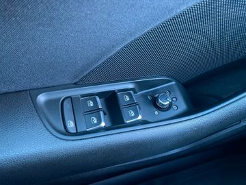 Bild 17 Audi A3 Limousine 35 TFSI sport*S-LINE*LED*SHZ*ACC*