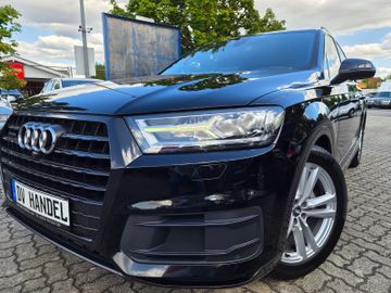 Audi Q7 - 1