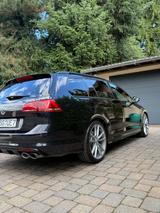 Volkswagen Golf 2.0 TSI DSG 4MOTION BMT R Variant R - VW Golf Gebrauchtwagen in Düsseldorf