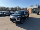 Mitsubishi L200 Basis Doppelkabine 4WD/LED/EURO6/AHK - gebrauchte Mitsubishi L200 aus dem Jahr 2020