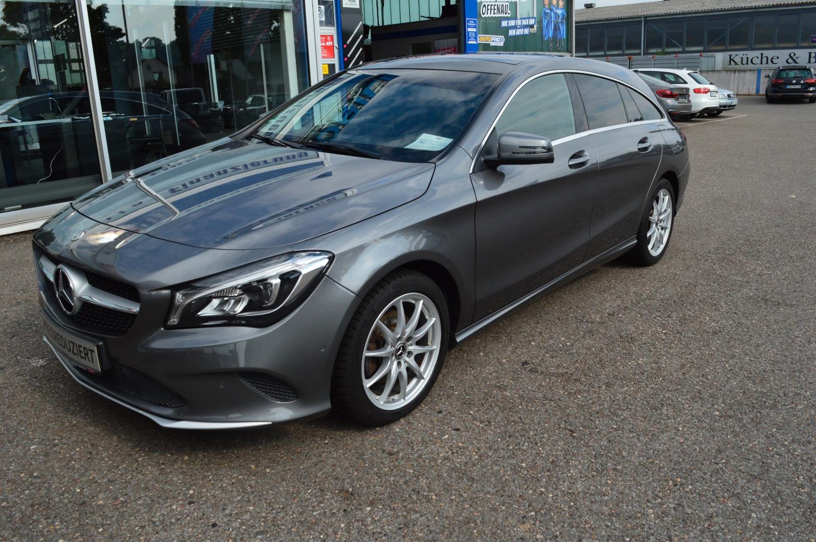 Mercedes-Benz CLA Shooting Brake CLA 220 CDI / d