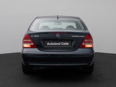 Foto Nummer 8: MERCEDES-BENZ C 180