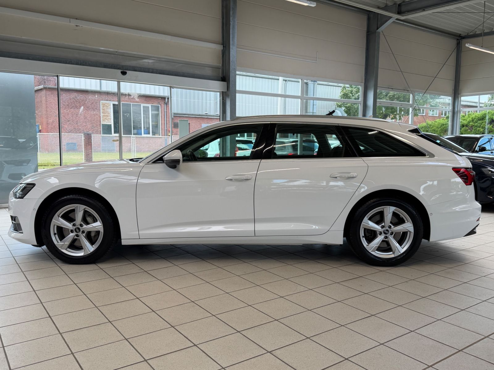 Audi A6 Avant 45 TDI quattro sport /ACC/1Hd/AHK/StHz imagem 3
