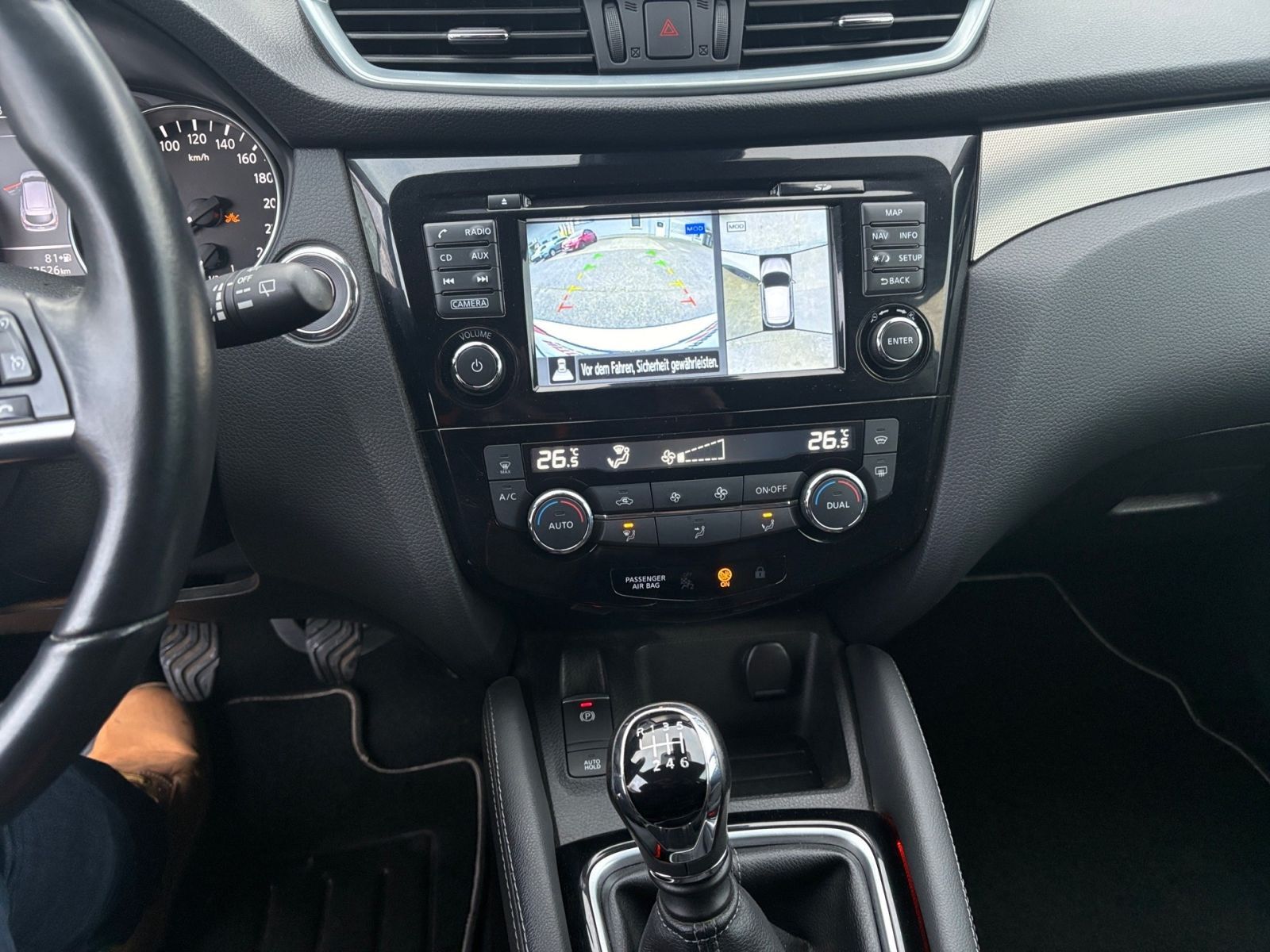 Fahrzeugabbildung Nissan Qashqai 1,2 DIG-T N-Connecta AHK