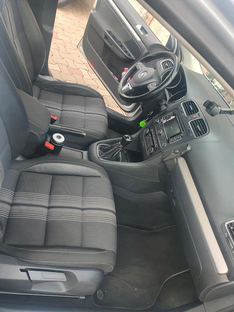 Volkswagen Golf 2011 — photo 12