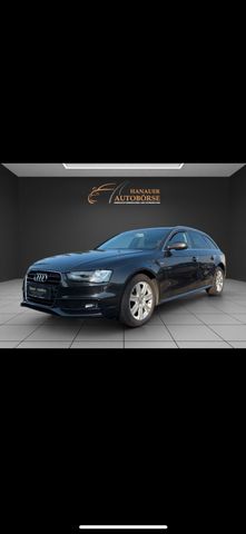 Audi A4 AVANT 2.0TDI 177 PS'S-LINE/ NAVI/L...