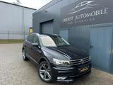 Volkswagen Tiguan Highline*RLine*1.Hand*Scheckheft*Garantie - Gebrauchtwagen mit Standheizung