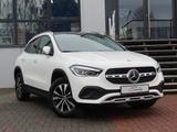 Mercedes-Benz GLA 220d Autom. Sitzlüft. Ambiente Pano 360° AHK