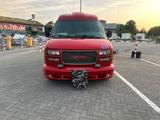 Chevrolet GMC VAN BJ.2001  GAS/BENZIN - Chevrolet Chevy Van mit Benzin-Antrieb