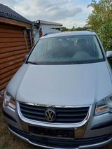 Volkswagen Touran 1.9 TDI DSG DPF - - Volkswagen Touran mit Diesel-Antrieb: Kleinbus, Automatik, 1.9