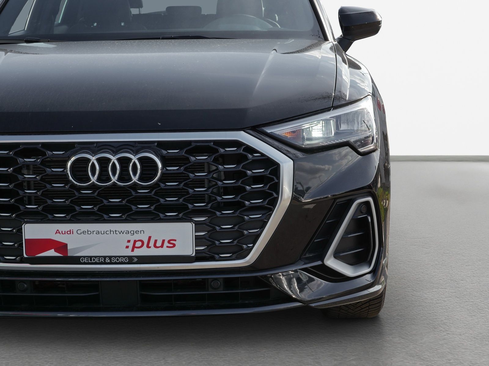 Audi Q3 - Bild 12