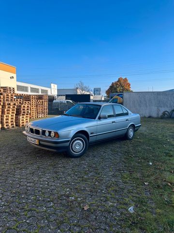 BMW Bmw e34 520i Sammlerzustand, Automatik, Kl...