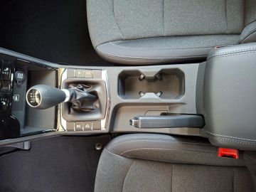 KGM Korando NOMAD 1.5 MT Navi°RFK°DAB°SHZ°LenkradHZG