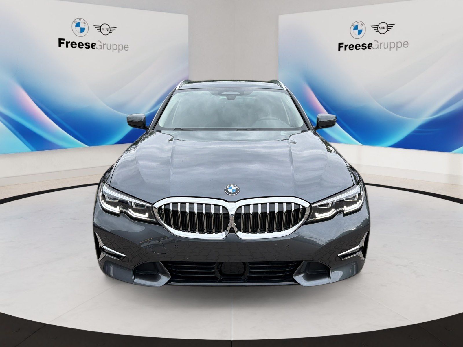 BMW 318i Touring AHK 360° RFK LORDOSE LED SHZ DAB BT foto 2