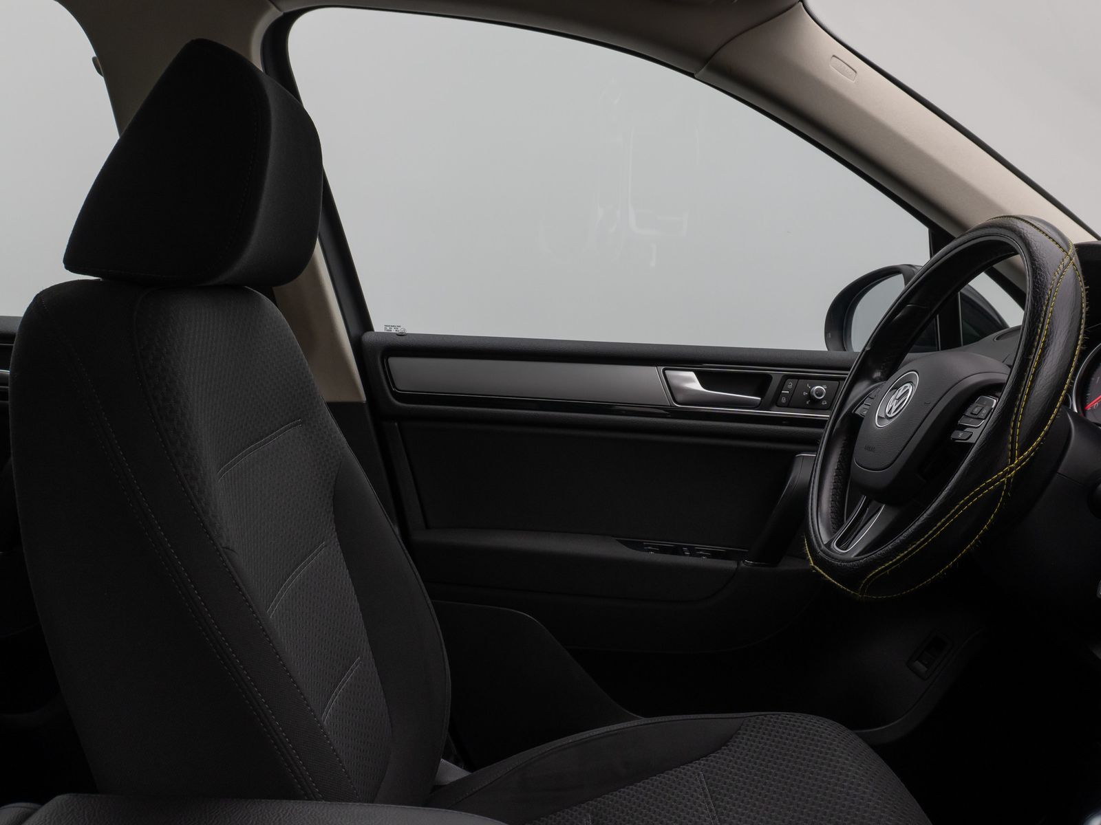 Fahrzeugabbildung Volkswagen Touareg 3.0 TDI V6 Terrain Tech 4Mot PDC BiXenon