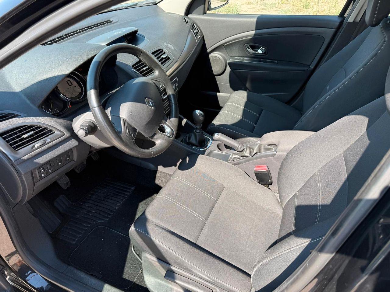 Renault Megane 2014 — photo 9