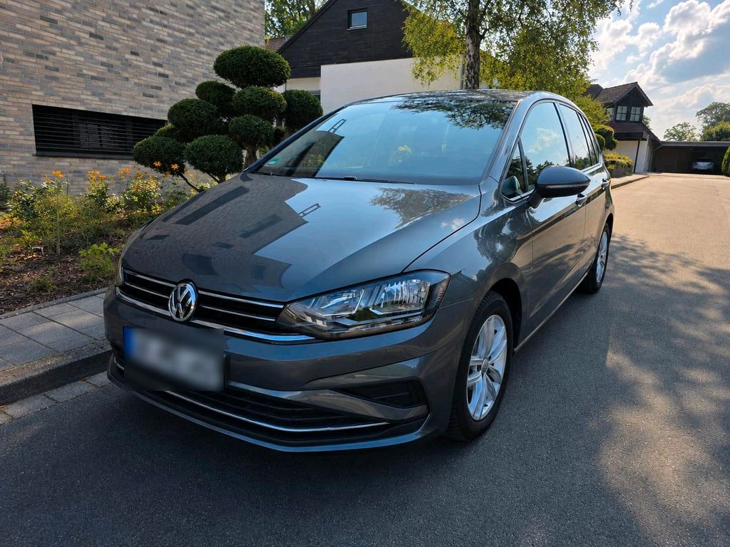 Image of Volkswagen Golf Sportsvan