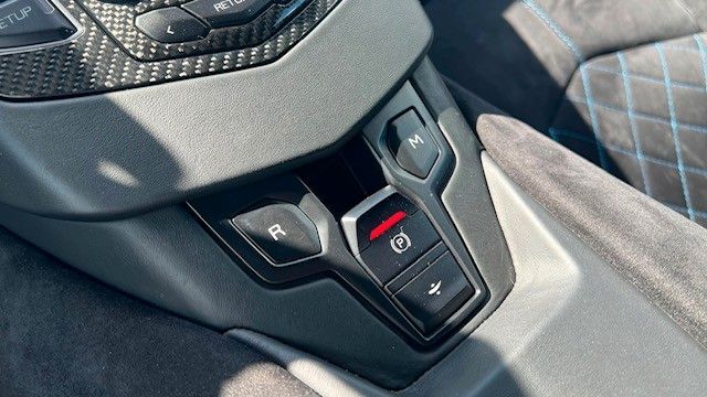 Fahrzeugabbildung Lamborghini Aventador S Coupé VOLL*Carbon*