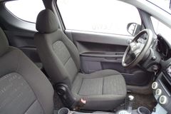 Fahrzeugabbildung Mitsubishi Colt 1.1 Inform **TÜV-01.2025 / SCHECKHEFT / KLI