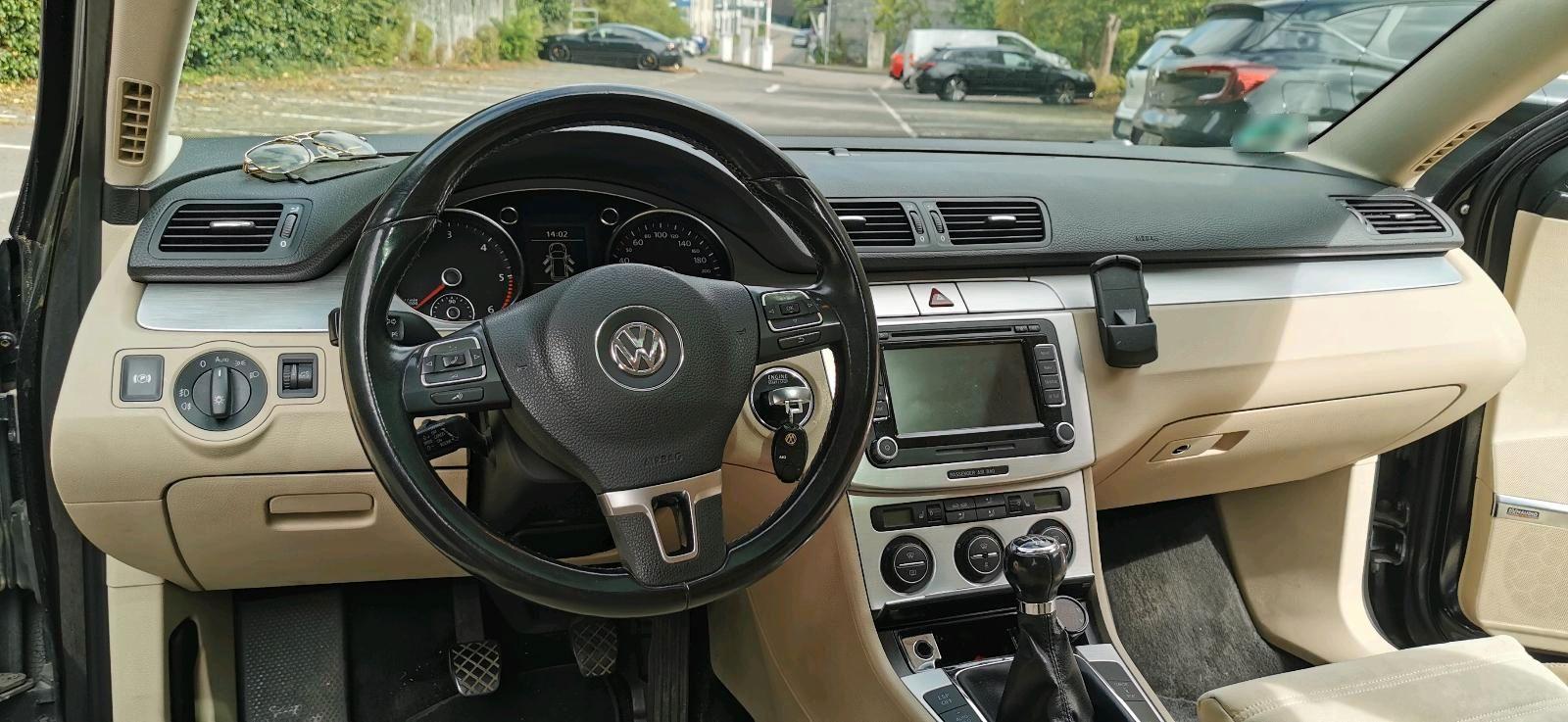 Volkswagen Passat 2009 — photo 13
