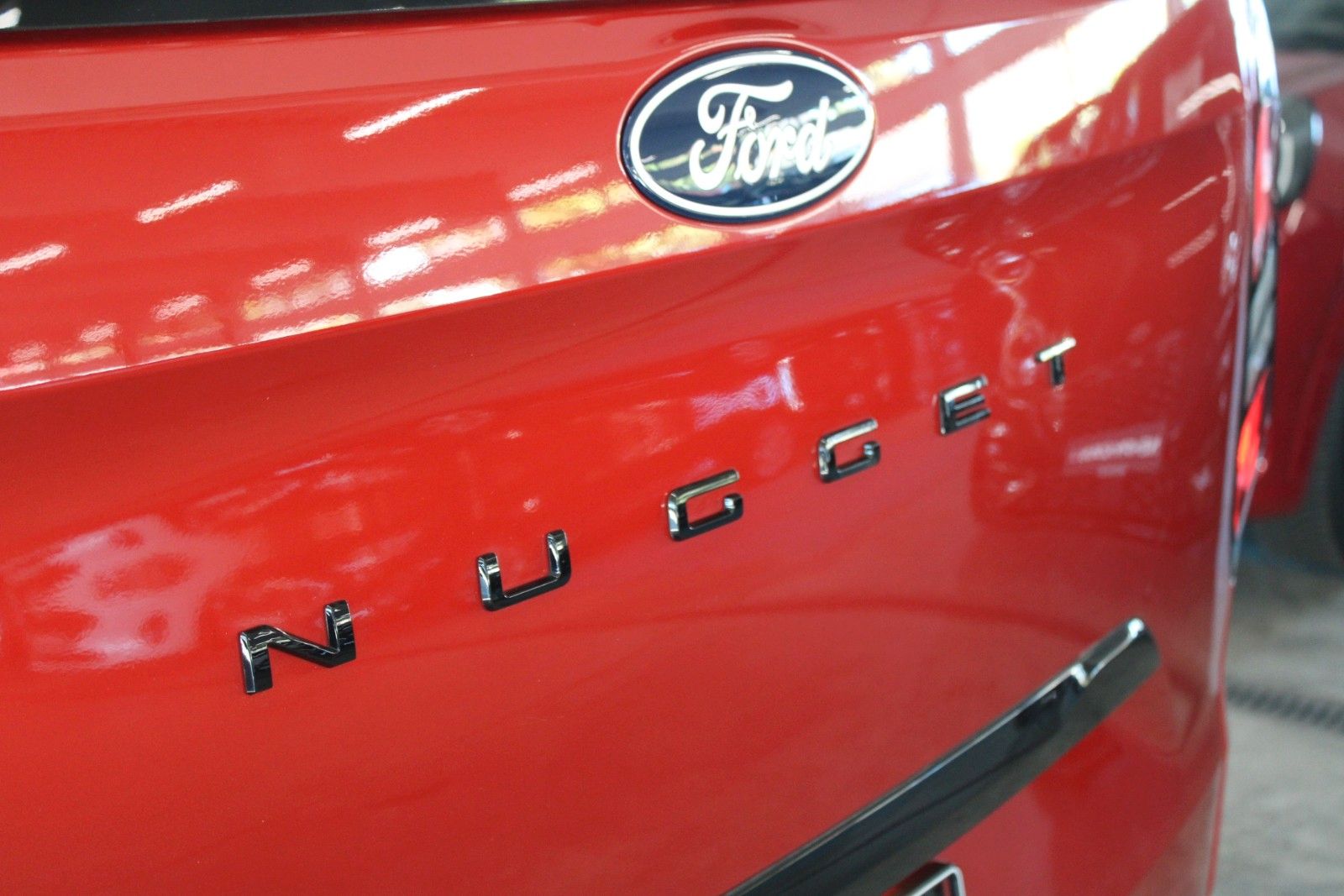 Fahrzeugabbildung Ford NUGGET L1 Titanium Aut. MARKISE + Aufstelldach