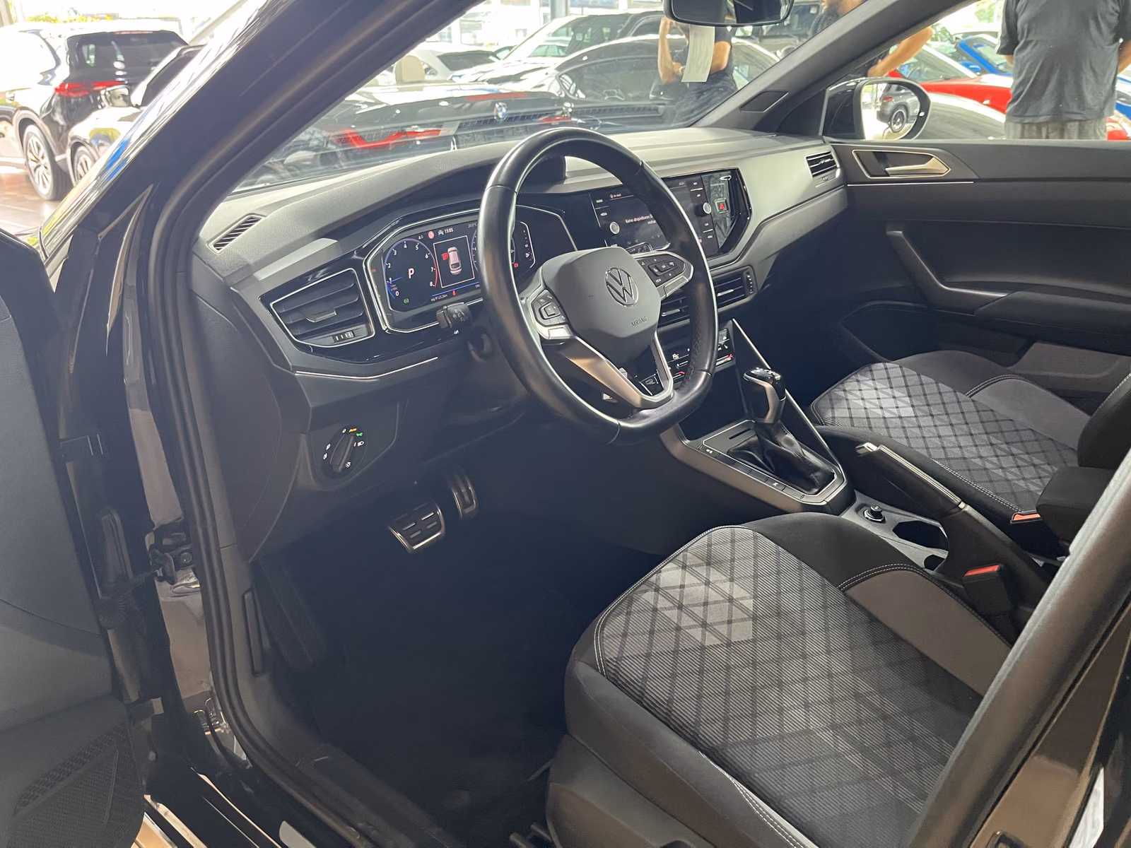 Volkswagen Taigo R-Line Navi dig.Cockpit ACC LED SHZ PDC
