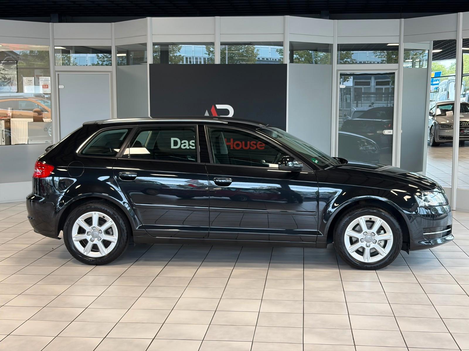Audi A3 Sportback 1.4 TFSI Ambiente · Xenon · 1.Hand