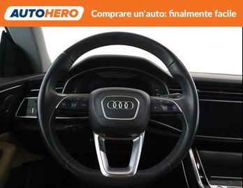 Audi Q8 - 12