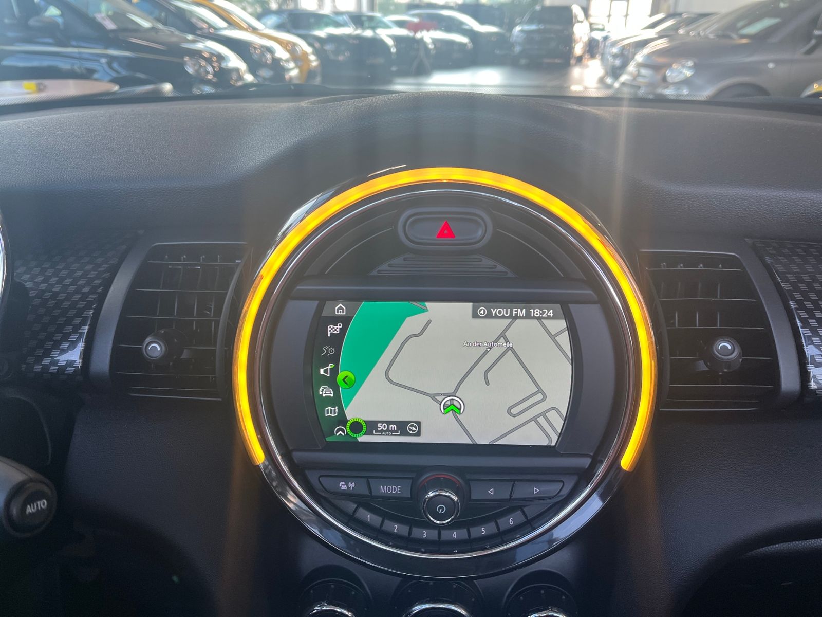 Fahrzeugabbildung MINI Cabrio Cooper S Chili LED NAVI ALU