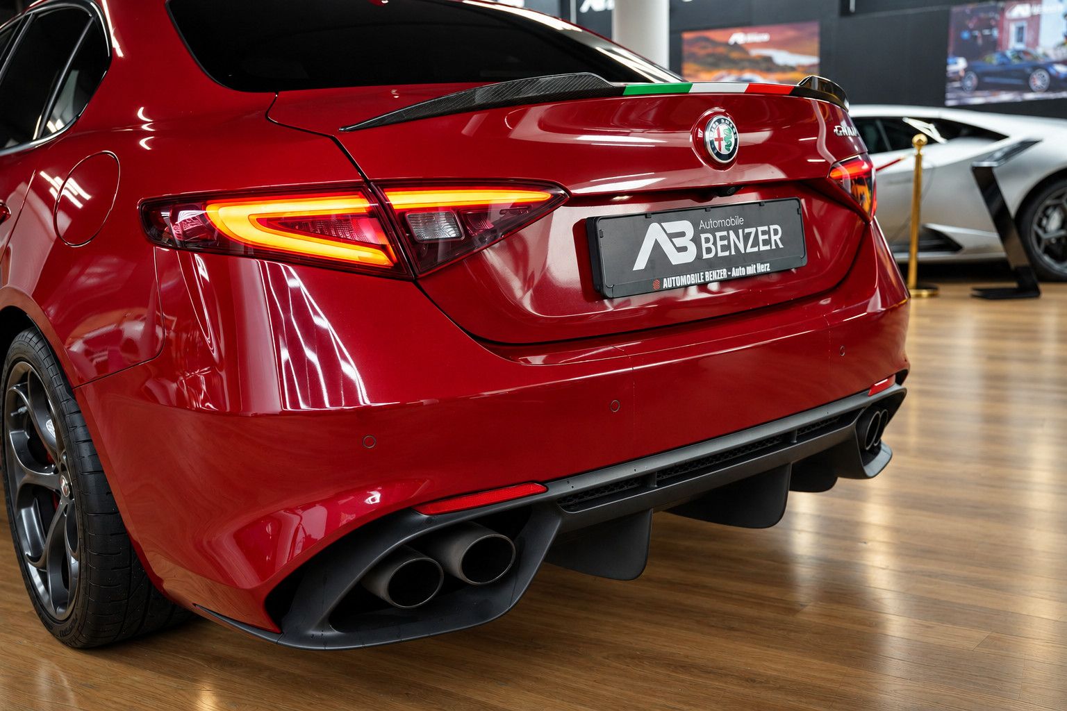 Fahrzeugabbildung Alfa Romeo Giulia Quadrifoglio *Carbon*HarmanKardon*ACC*Kam