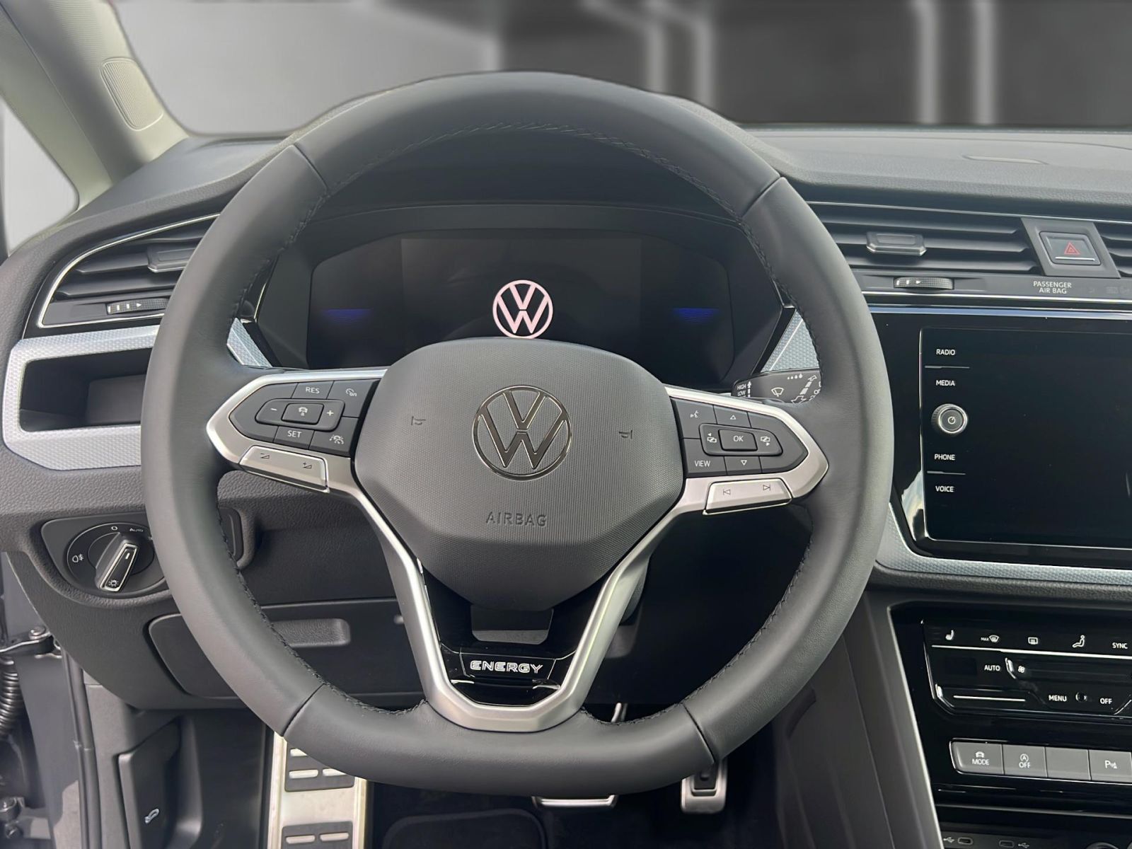 Volkswagen Touran - Bild 11