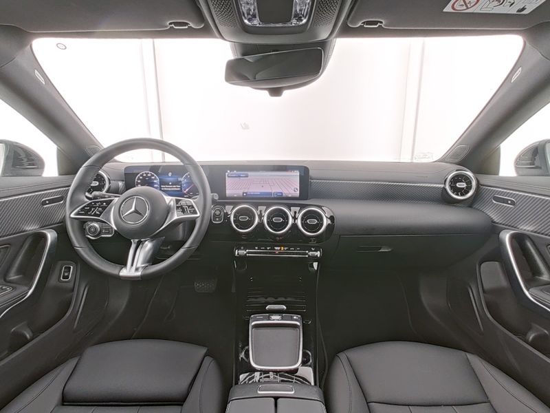 Fahrzeugabbildung Mercedes-Benz CLA 200 SB PROGRESSIVE*KAMERA*KEYLESS*LED*NAVI