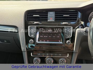 Volkswagen Golf - 10