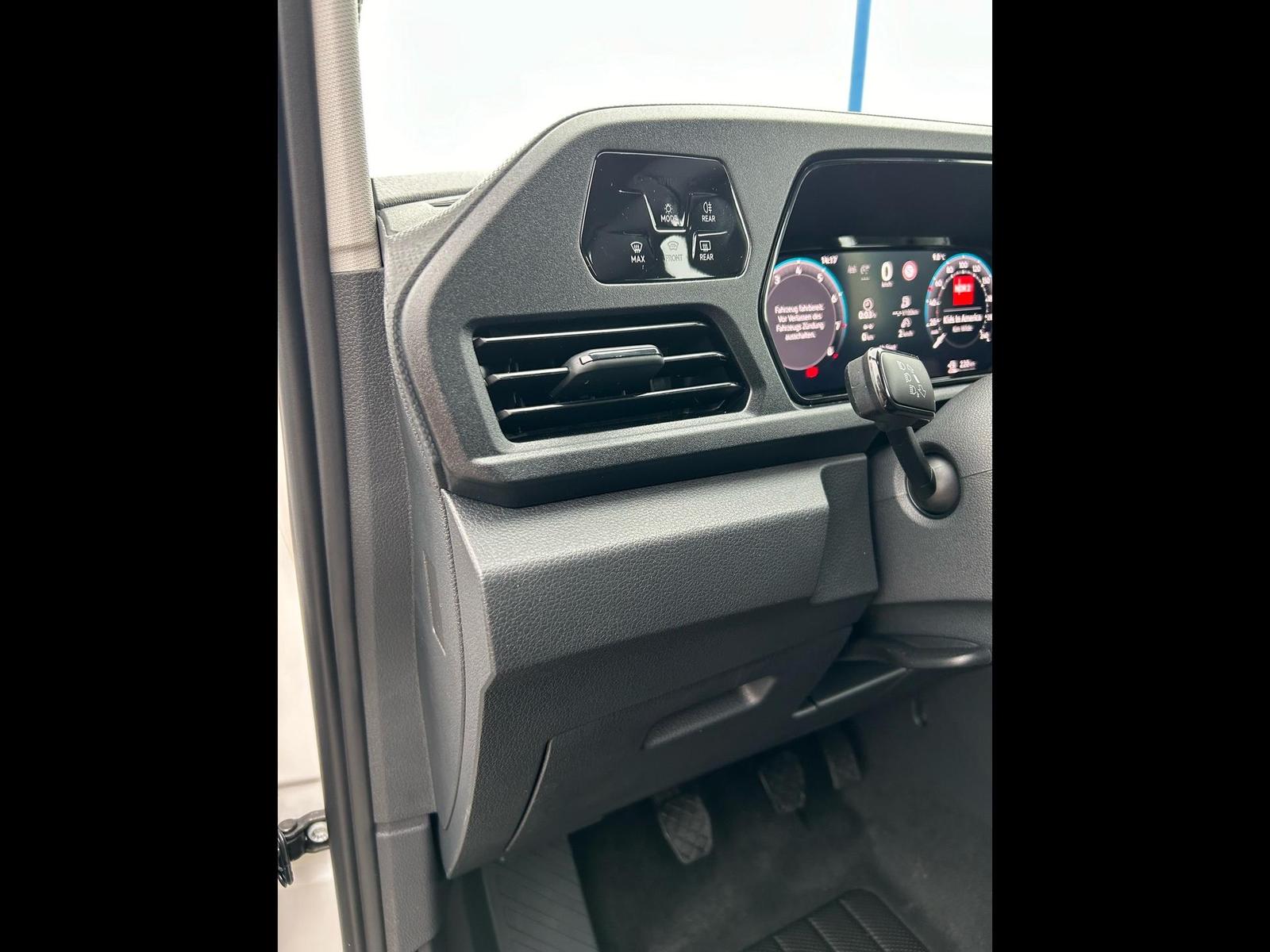 Volkswagen Caddy Kombi 1.5 TSI / AHK App-Connect