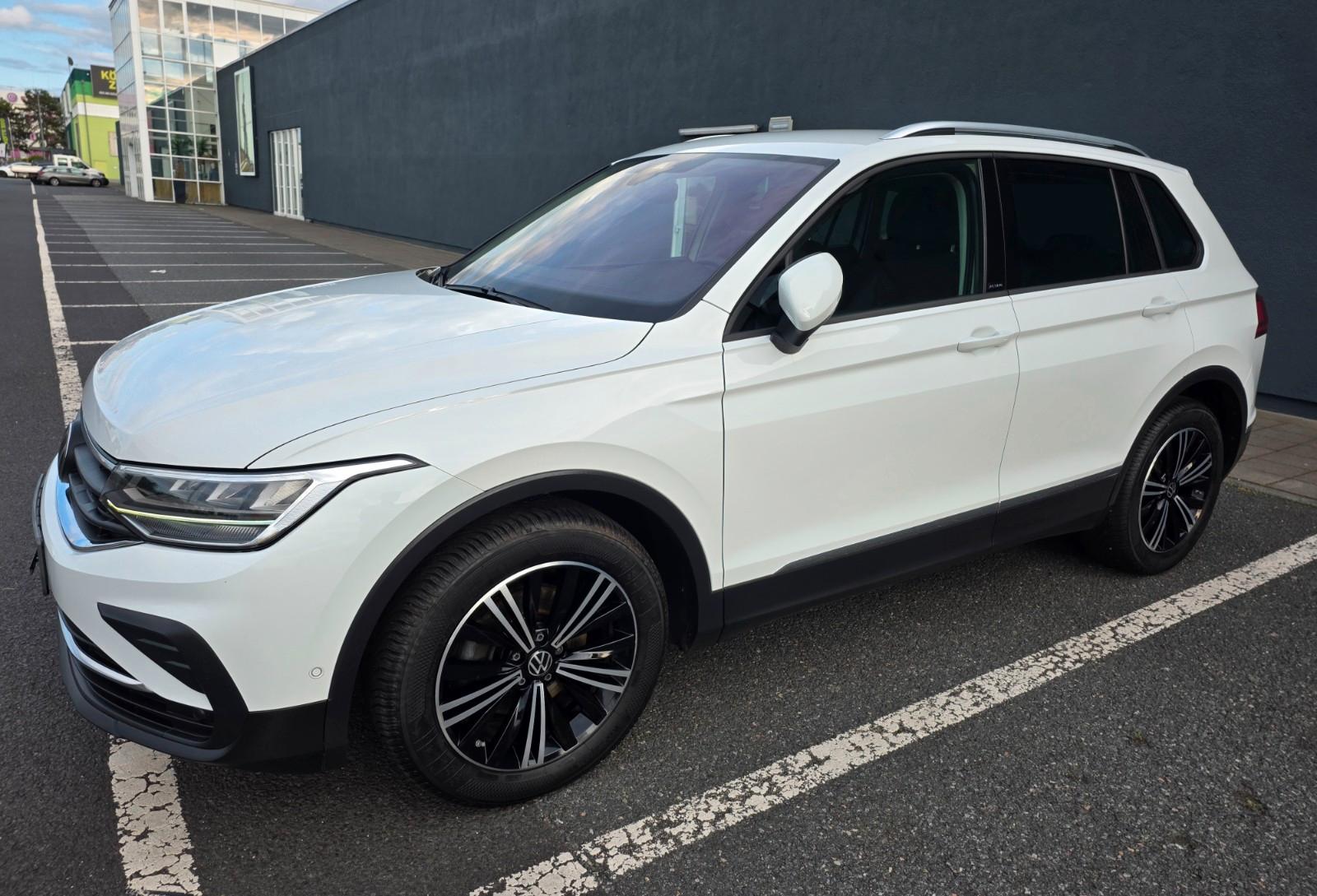 Volkswagen Tiguan Active, LED,Navi,AHK,Kamera,Winter-Paket