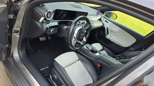 MERCEDES-BENZ A 220 4MATIC DCT -