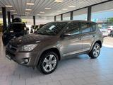 Toyota RAV4 Executive|Aut.|75TKM|LEDER|AHK|R.KAM|NAVI - Toyota RAV 4 mit Diesel-Antrieb: Allradantrieb, Geländewagen