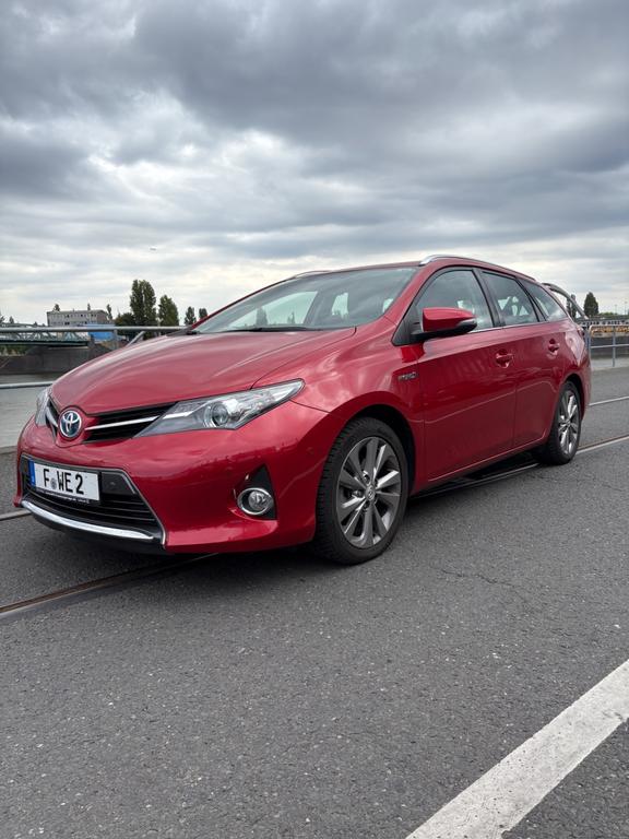 Toyota Auris Touring Sports