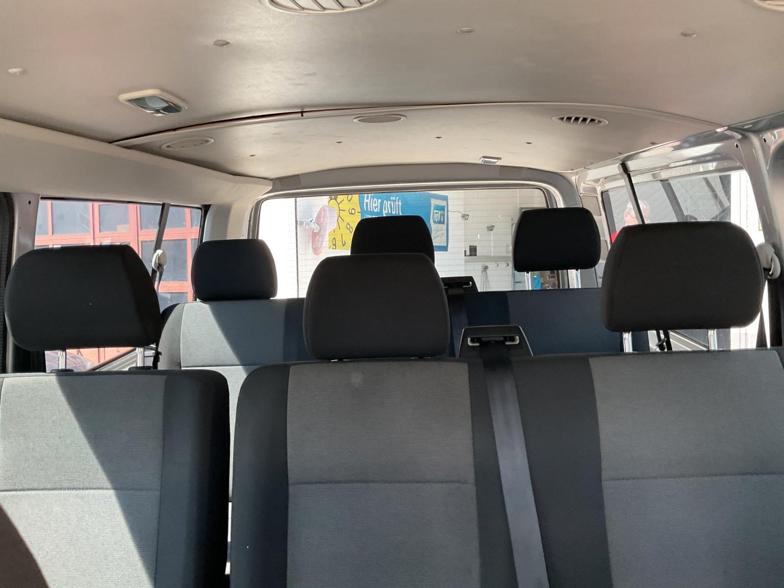 Volkswagen T6 Transporter 2.0 TDI 150 PS DSG Lang 9 Sitzer