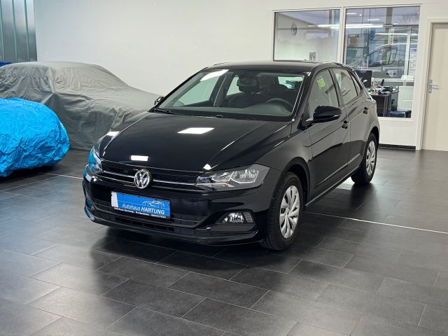 Volkswagen Polo VI Comfortline, Shzg, Navi, Klimaa.,CD Play