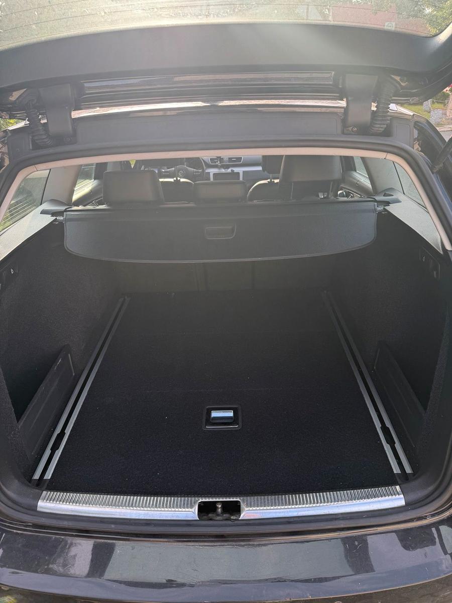 Volkswagen Passat 2011 — photo 7
