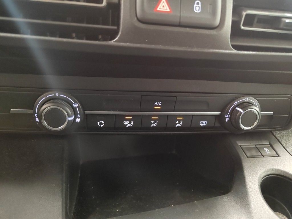 Fahrzeugabbildung Citroën Berlingo 1.2T Live M 2xSCHIEBETÜR/SPURASSISTENT