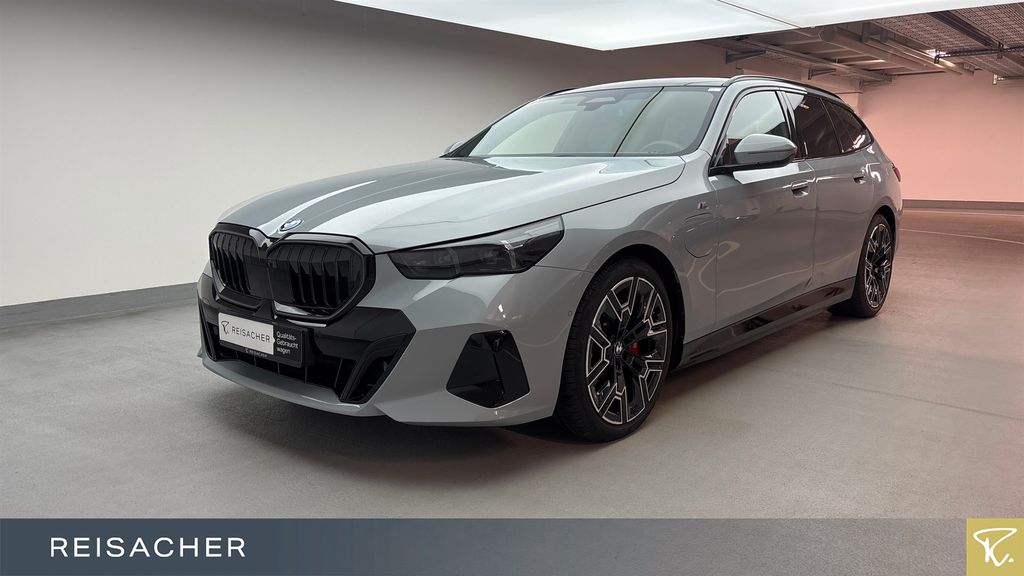Image of BMW 530