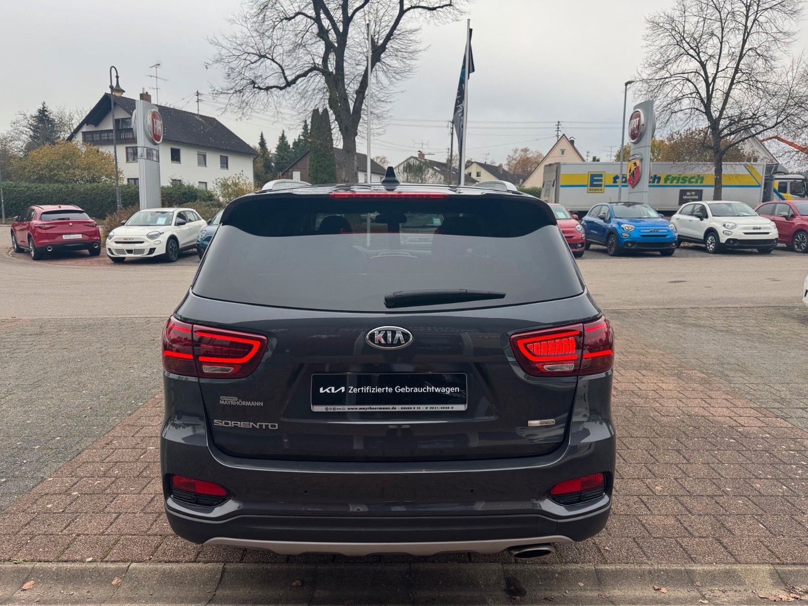 Fahrzeugabbildung Kia Sorento 2,2 CRDI AWD/ Platinum/ 7 Sitzer/ 360°